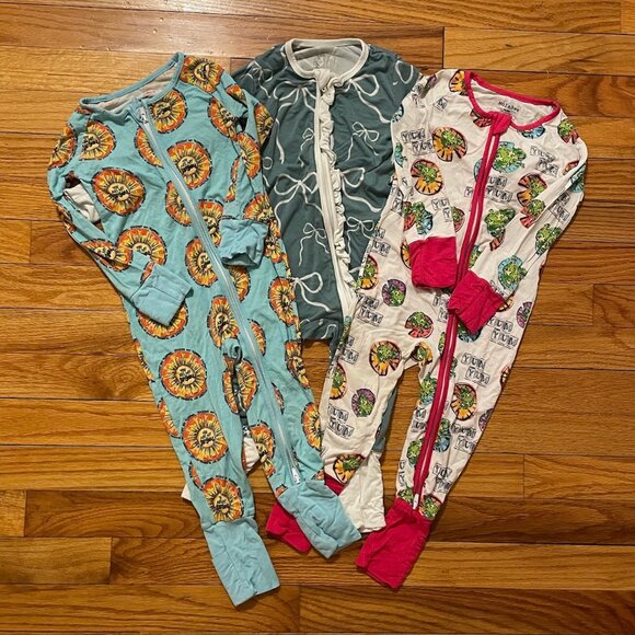 Girls 18 Month Bamboo Footie Pajamas 3-Piece Lot - Picture 1 of 7